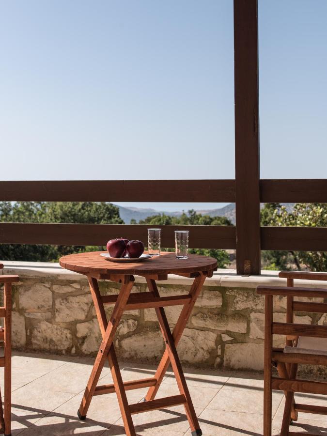 Koules Estate, With Private Pools & Bbq - Embracing Nature, By Thinkvilla Argouli Esterno foto