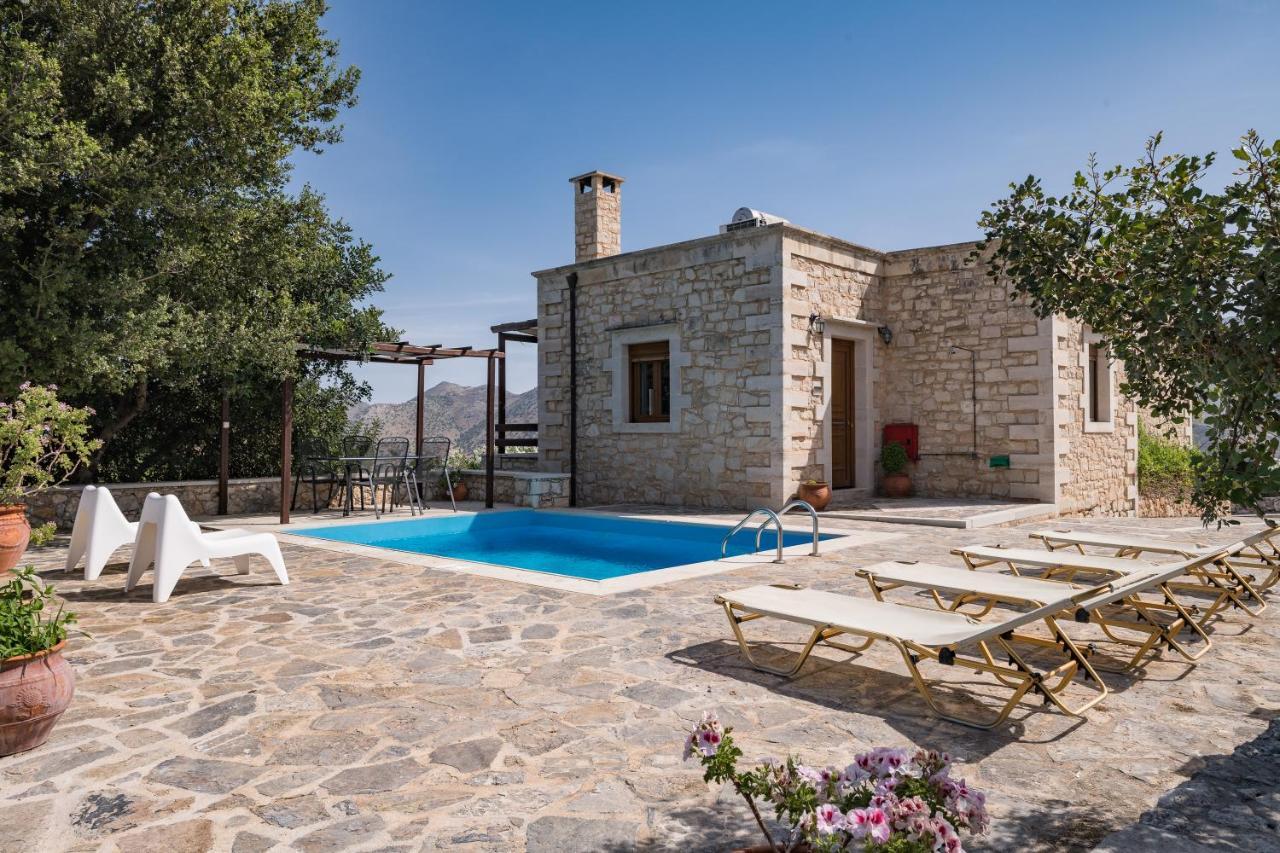 Koules Estate, With Private Pools & Bbq - Embracing Nature, By Thinkvilla Argouli Esterno foto