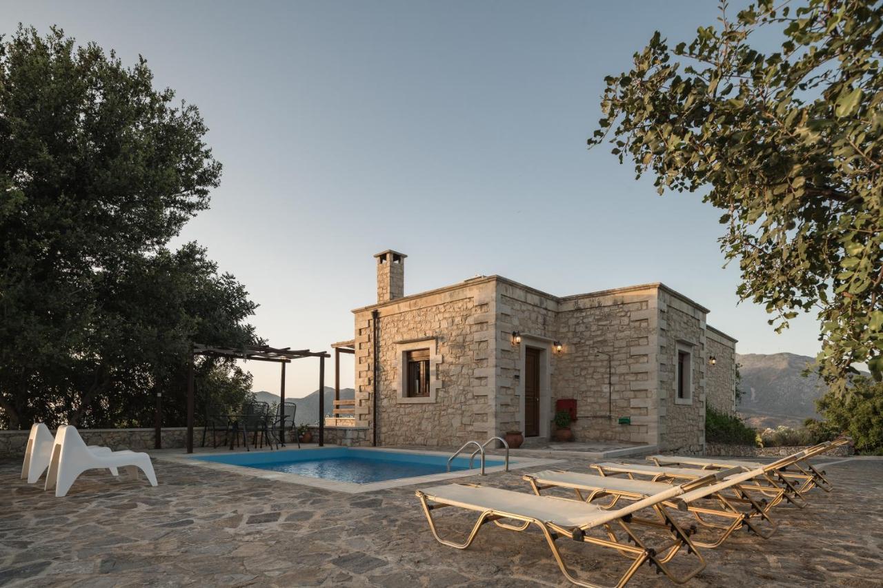Koules Estate, With Private Pools & Bbq - Embracing Nature, By Thinkvilla Argouli Esterno foto